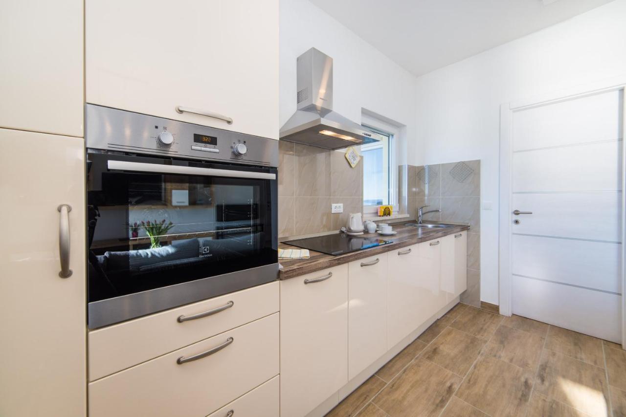 Apartment Maris Макарска Экстерьер фото