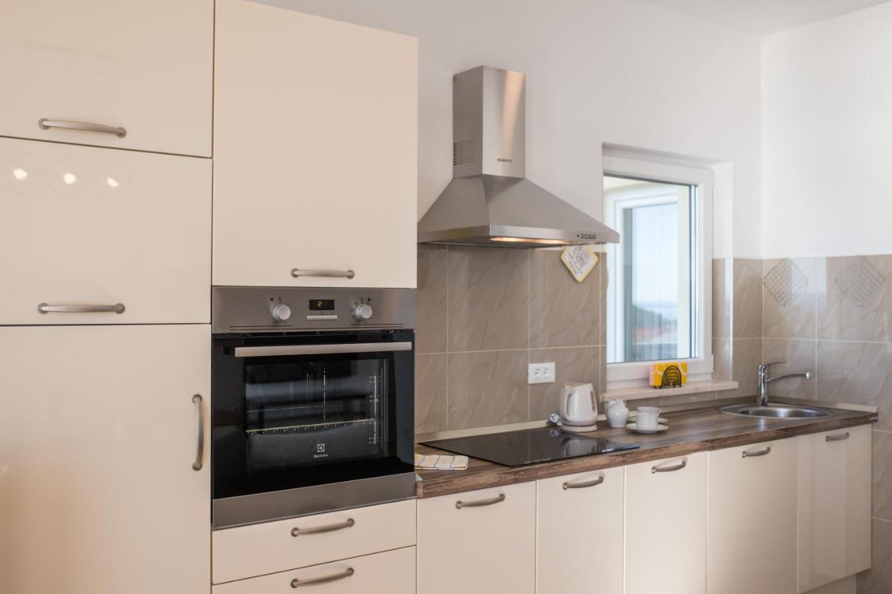 Apartment Maris Макарска Экстерьер фото